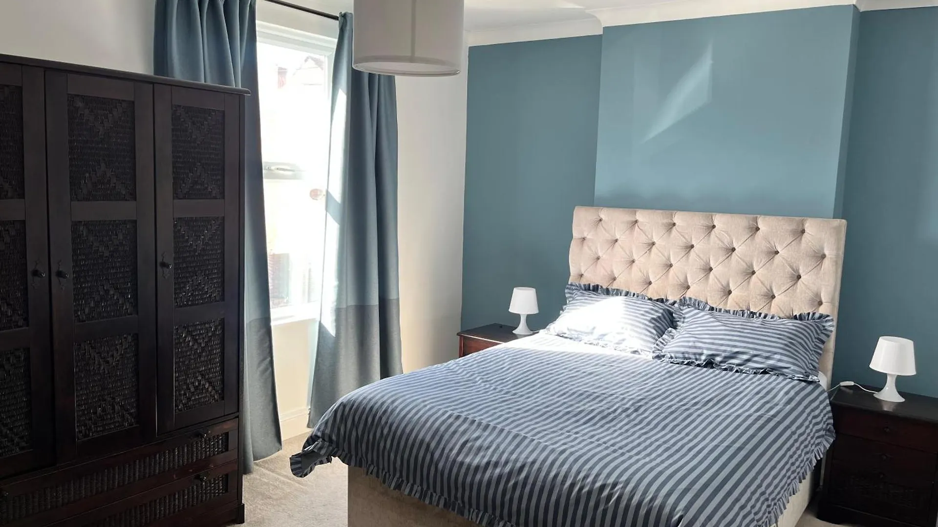 Town House With Jacuzzi & Sauna نوتينغهام 0*,