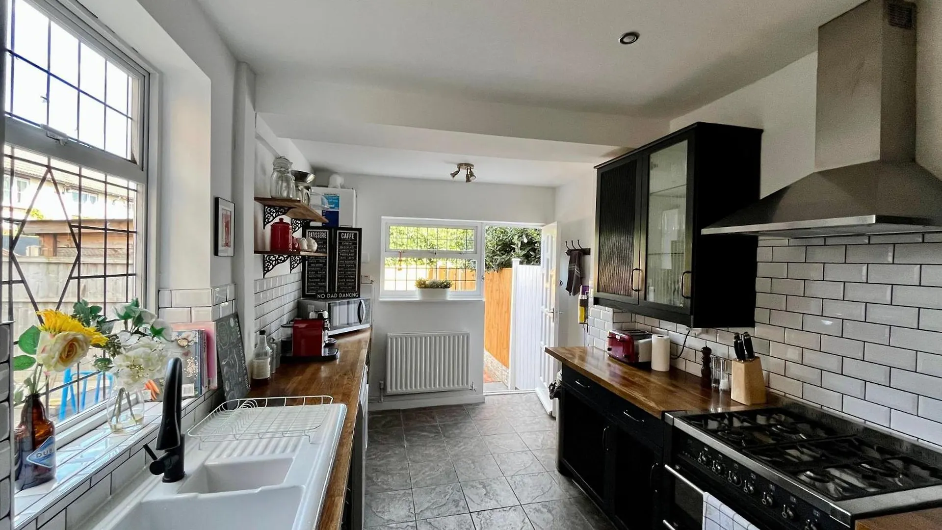 بيت للعطل Town House With Jacuzzi & Sauna نوتينغهام