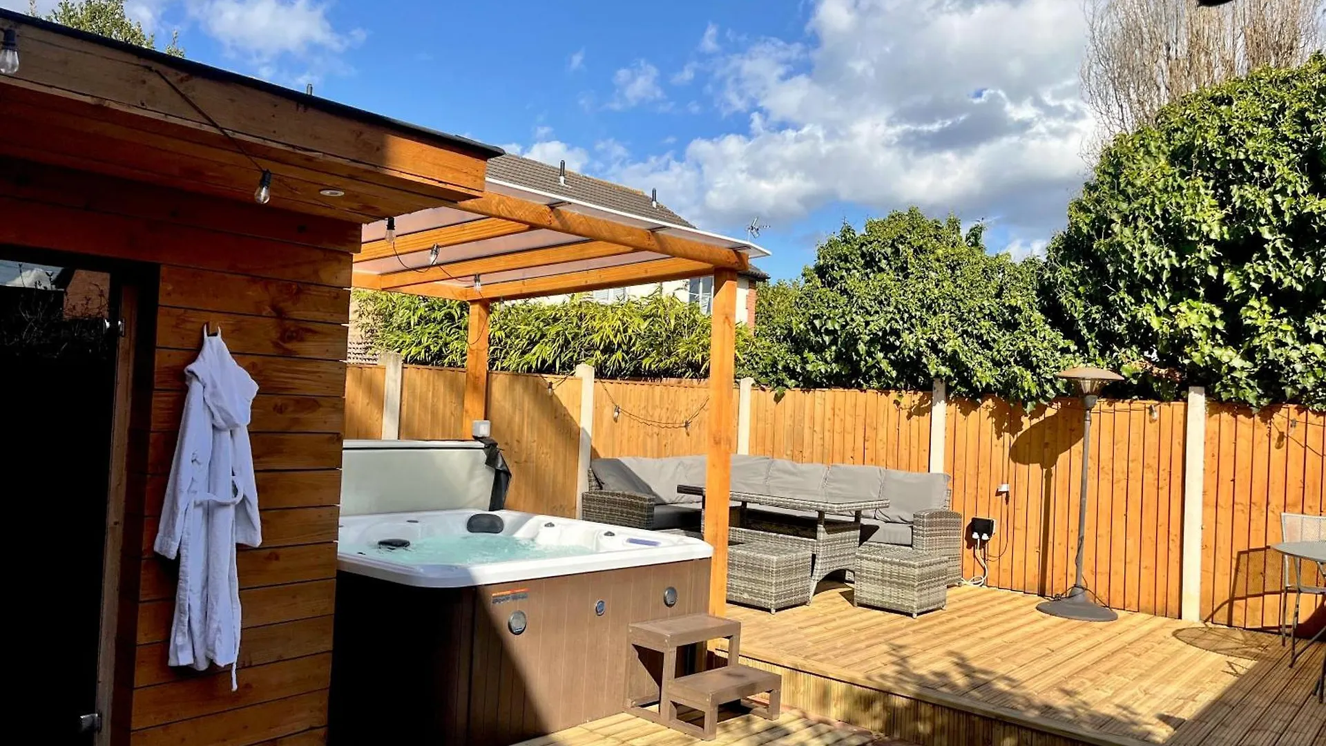 Town House With Jacuzzi & Sauna location